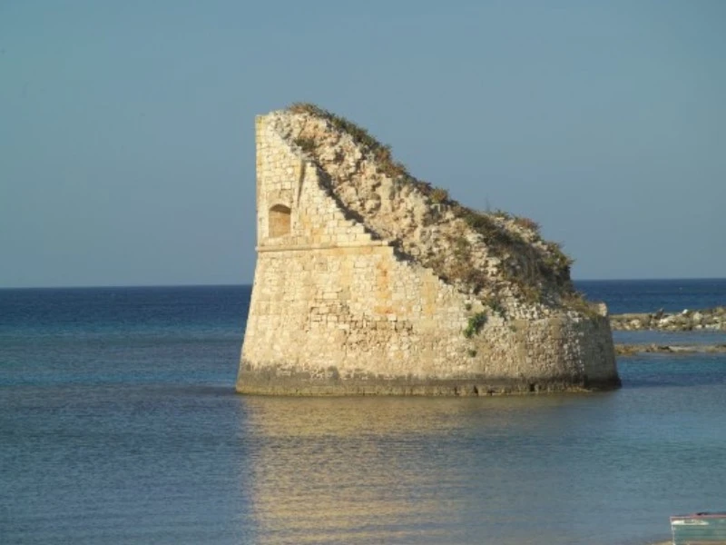 Torre Pali marina di Salve vicino Maldive del Salento